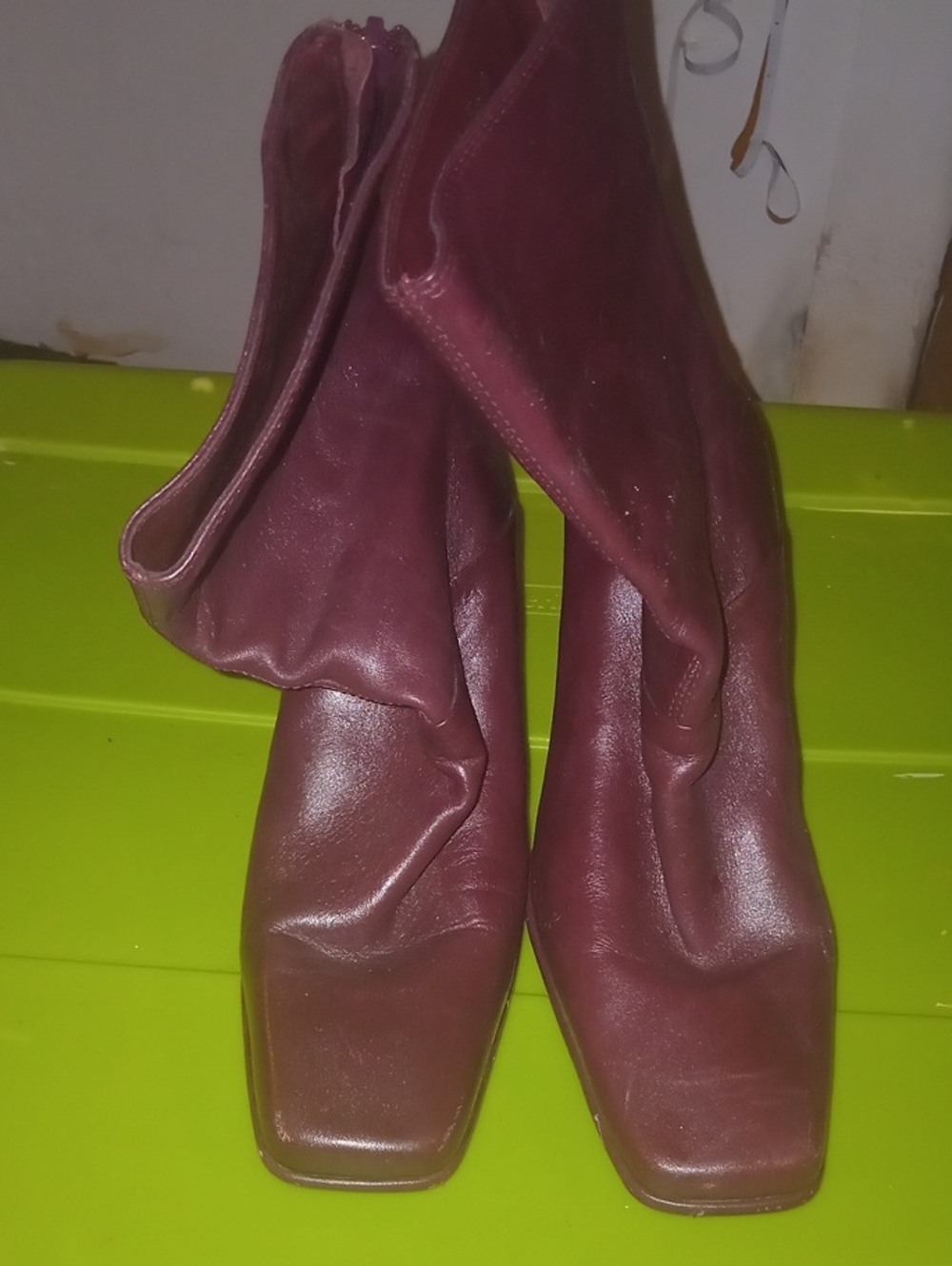 Amanda Smith All Leather Women's Burgundy Square-Toe Ankle Boots